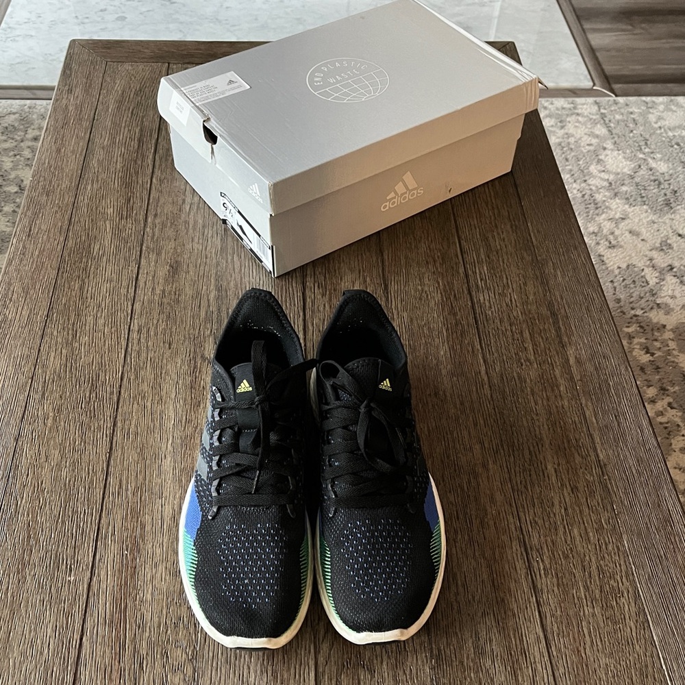 Adidas Fluidflow Athletic Shoes